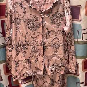 Gilligan and OMalley Two Piece PJS